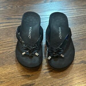 Vionic Bella Toe Post Sandal